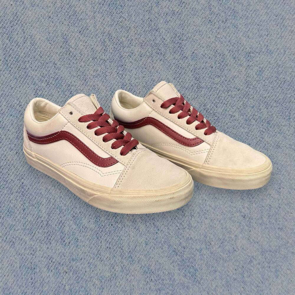 Vintage Vans Old Skool Women’s Cream and Burgundy Low-Top Sneakers Sz: 5.5